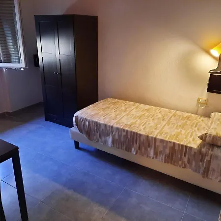 B&B Confine Como Exterior photo